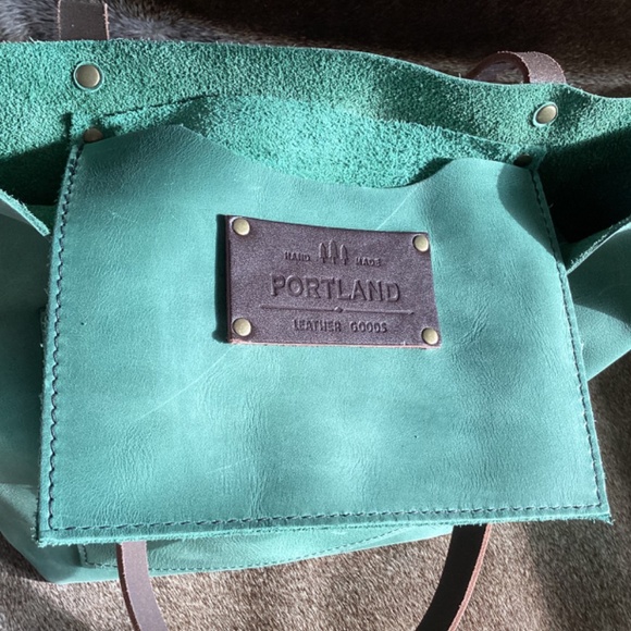 Portland Leather Goods Limited Edition Raw Leather Green Tote Handbag - Picture 8 of 12